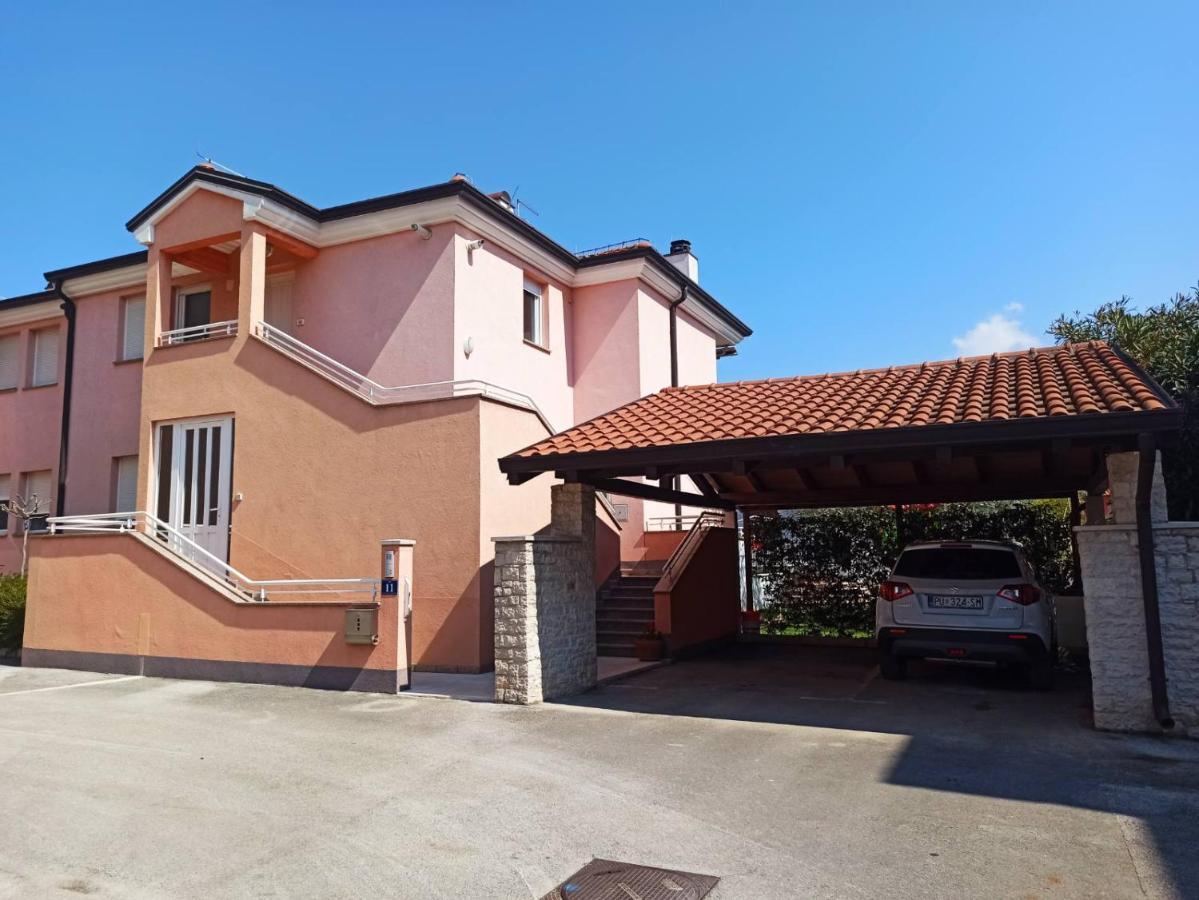 Apartment Gaia Umag Kültér fotó